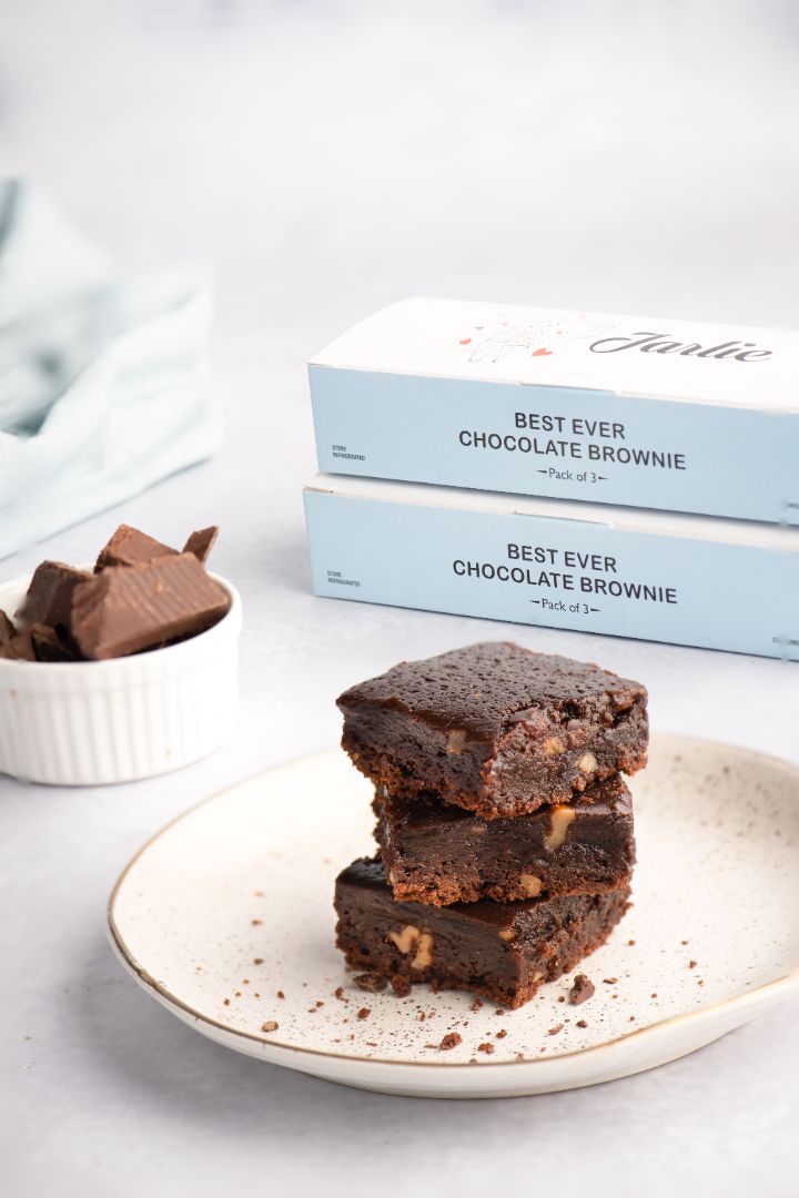 GIFT BOX OF 3 DARK CHOCOLATE BROWNIES (EGGLESS) - 60 GRAMS EACH